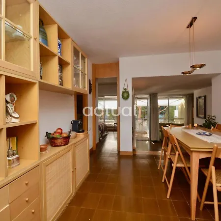 Athenea B3 Apartment