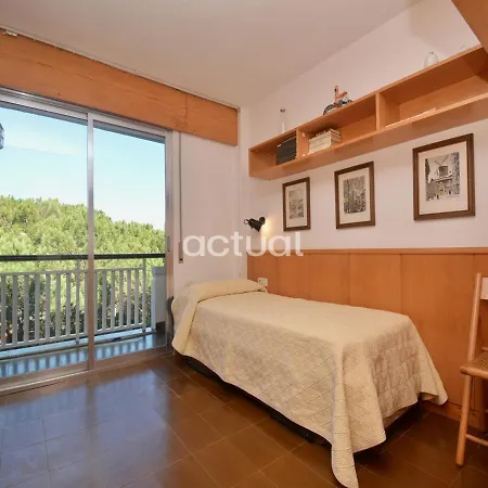 Athenea B3 Apartment