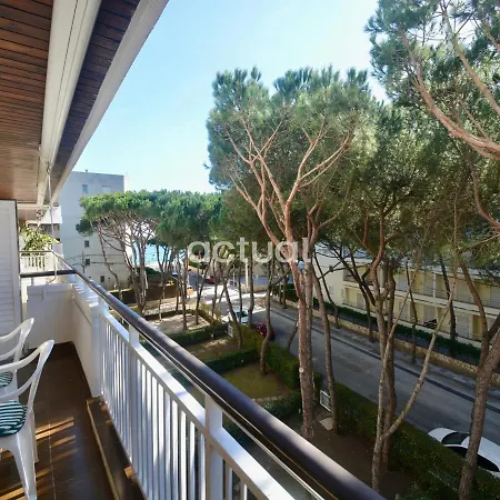 Athenea B3 Apartment *