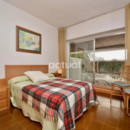 Athenea B3 * פלטחה ד'ארו