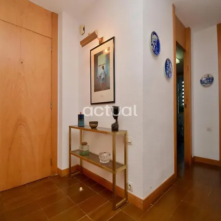 Apartment Athenea B3 *