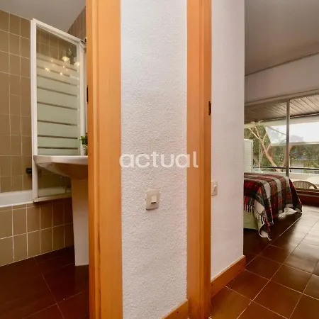 Athenea B3 Apartment *